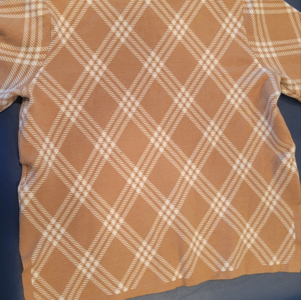Sweater - Picture 5 of 5